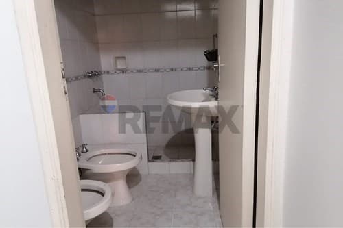 Casa en Alquiler para Oficina o Vivienda — foto 4