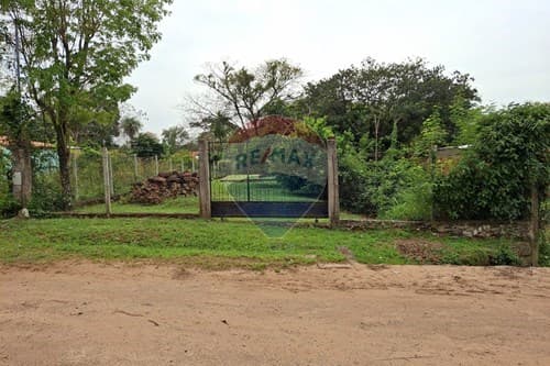 Terreno en Ypacaraí: ¡Inversión Perfecta! — foto 2