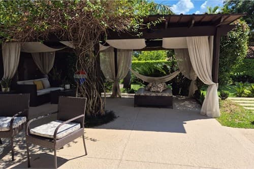Casa en San Bernardino con Cancha de Tenis — foto 4