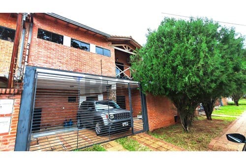 En Venta Dúplex 3 dorm. - Fdo. Zona Sur
