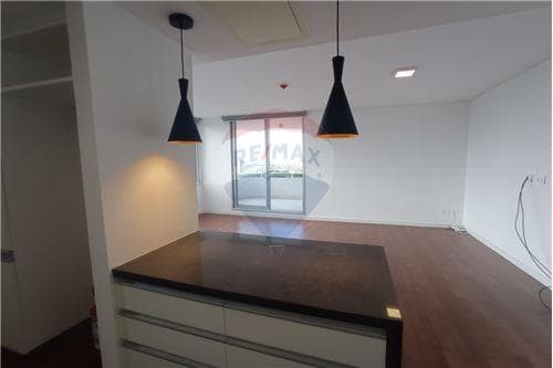 Departamento en ykua sati — foto 2