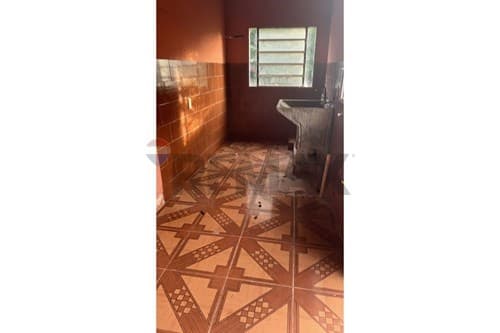 En venta casa con tinglado - Gral. Delgado — foto 4