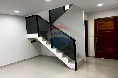 Dúplex en Lambaré– Barrio San Isidro, foto 4