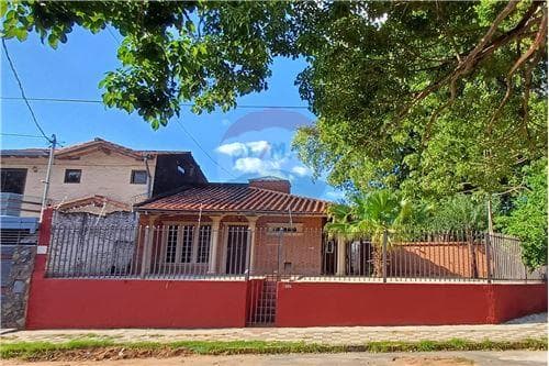 En venta casa de 3 dormitorios en Barrio Obrero — foto 3