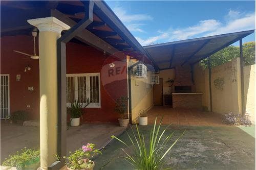 Casa en Luque zona campo grande — foto 2