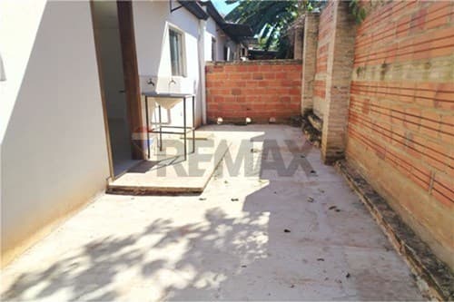 Casa en condominio seguro, isla bogado Luque — foto 3