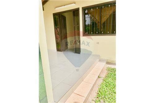 Linda casa en Mariano Roque Alonso — foto 2