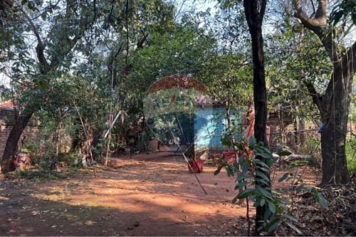 Terreno con casa a refaccionar o demoler — foto 4