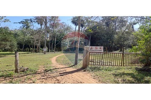 Venta de terreno en pirayú costa hu