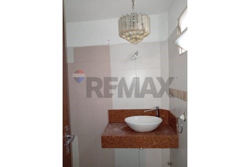 Casa con piscina, Lambaré, zona sek, foto 5