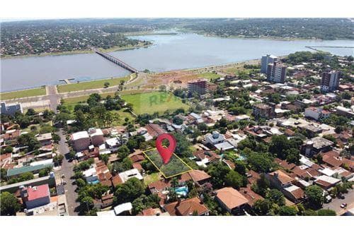 Amplio terreno a 2 cuadras de la costanera — foto 3