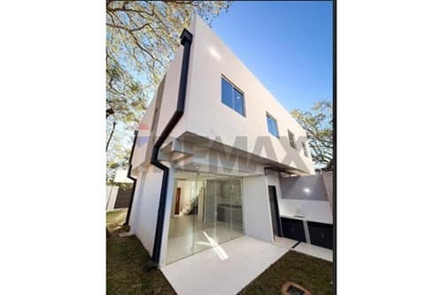 ¡Dúplex Moderno en San Lorenzo, Lista Para Vivir!, foto 3