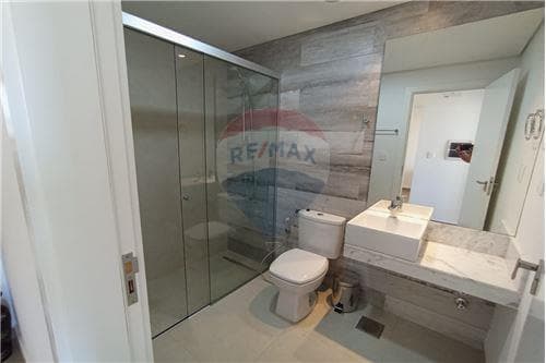 Lujoso departamento amoblado en oferta en venta — foto 5