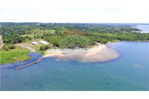 Terreno a metros de la Playa San Juan del Paraná