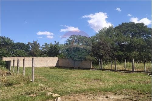 Terreno Semi amurallado en M.R.A — foto 4