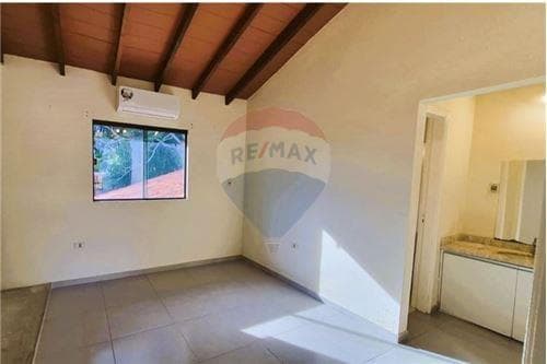 Duplex ideal para vivienda u oficina en Lambaré, foto 2