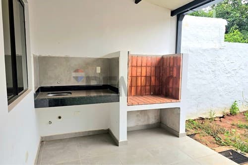 Duplex en 1 planta, 2 dorm. Con jardin en Luque, foto 2