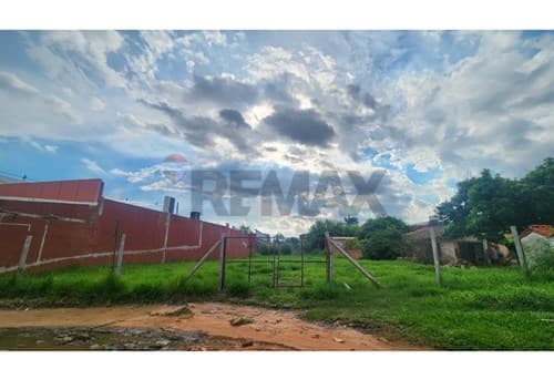 Terreno en laurelty Luque — foto 3