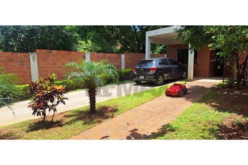 CASA EN VENTA de 4 Habitaciones-Laurelty — foto 3