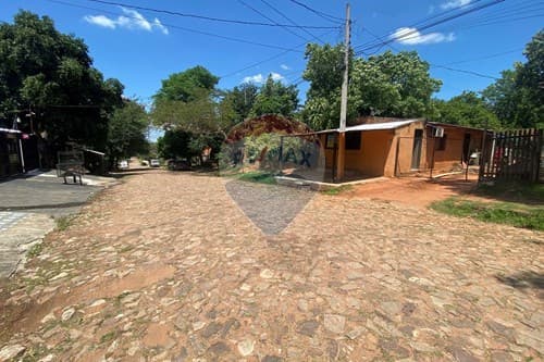 Terreno con casa Lambare — foto 2