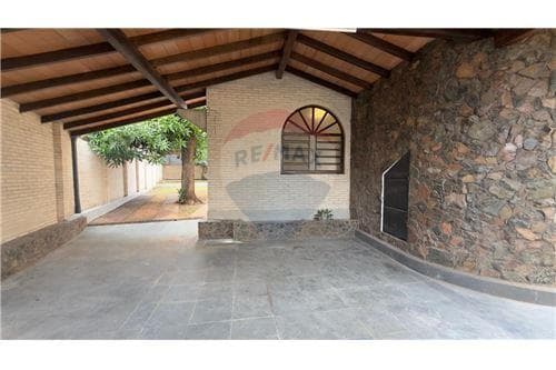 Hermosa y amplia casa en lambare, foto 4
