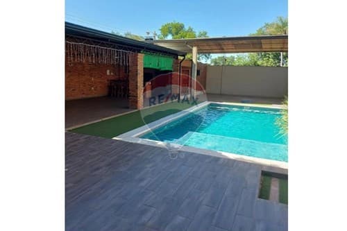 Casa Quinta en Venta - Capiata — foto principal