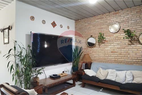 Dúplex 3 Niveles – B° Santa María, Asunción — foto 3