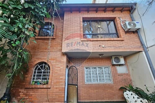 ¡Casa de 3 habitaciones en La Encarnación!