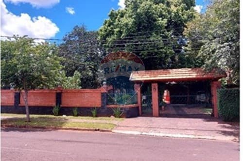 Sueña Confort con esta Casa en Las Carmelitas