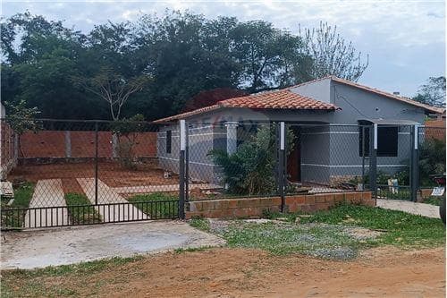 Casa en barrio yka´a- Luque-sanber, 2 hab — foto 3