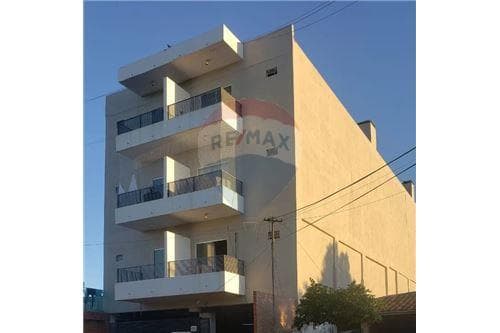 En venta Dpto de 2 hab en Fernando de la Mora — foto 2