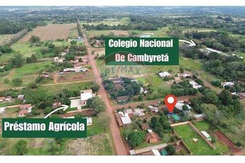 Casa con Terreno en venta
