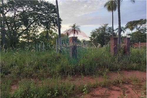 Vendo terreno en pindolo aregua