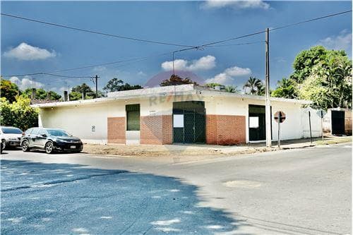 🏢 salón comercial de 48 m2 a metros de esquina – San Lorenzo centro