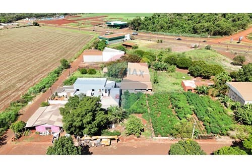 "Terreno Ideal en Buen Jesús: ¡Inversión Segura!"