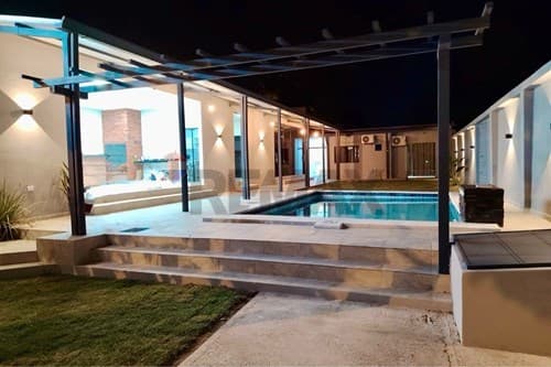 Casa amoblada a estrenar en San Bernardino