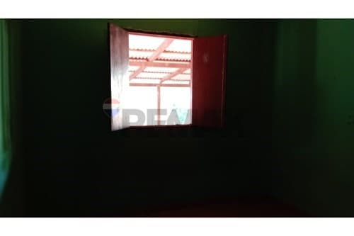 Casa a Refraccionar con quincho y amplio patio — foto 4