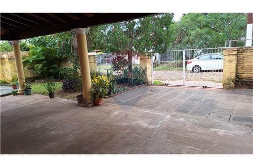 Casa en Luque zona campo grande — foto 4