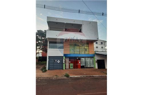 Local comercial+ vivienda en el circuito comercial — foto 2