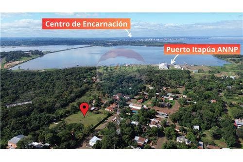 Amplio terreno amurallado con excelente ubicación — foto 5