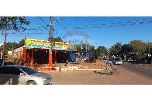 Local comercial en inmejorable ubicacion — foto 4
