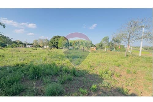 Amplio terreno en venta