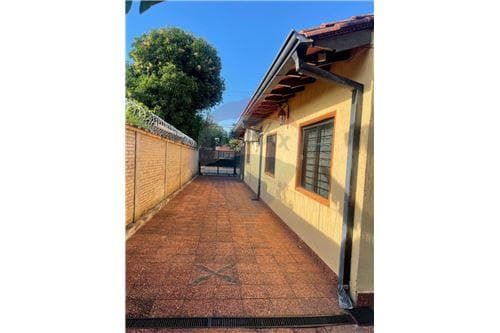 Casa en venta en San Lorenzo — foto 3