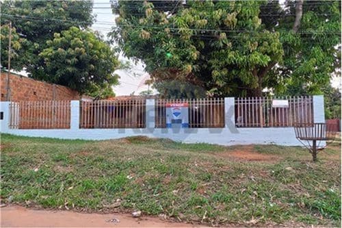 Vendo casa tipo chalet en esquina