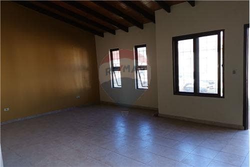 Condominio en Venta - 15 casas a terminar LIMPIO