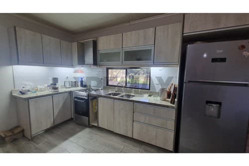 Casa en venta – Zona Kleefeld, Loma Plata — foto 3