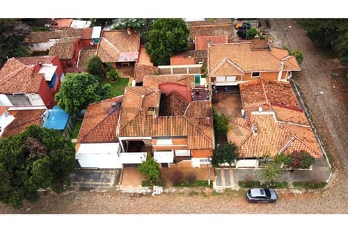 Residencia con piscina y quincho en Lambaré, foto 2