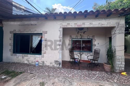 Vendo casa en Lambaré, Barrio Valle Apu'a I