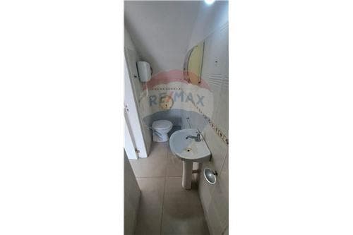 Propiedad en esquina sobre avda. Mcal. Lopez — foto 4
