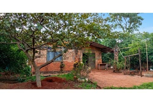 Terreno con Casa en Hernandarias